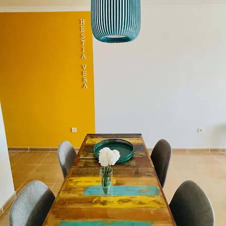 Hestia Vera Salinas Tu Hogar Desconectar Apartment
